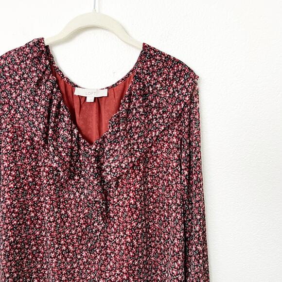 [LOFT] Red Black Floral Print Ruffle Neck Long Sleeve V-Neck Blouse Size Large L - Picture 5 of 11